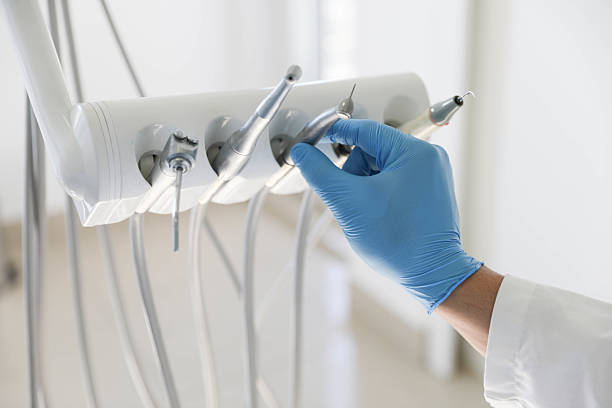 Professional Emergency Dentist technician working in Pickerington, OH